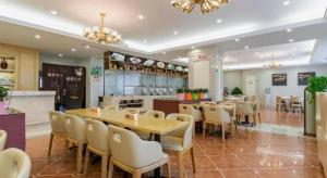 Εστιατόριο ή άλλο μέρος για φαγητό στο Vienna Jiangsu Wuxi Railway Station -Domestic Guest