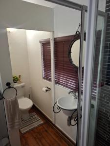 Ένα μπάνιο στο Bright Diamond Inn