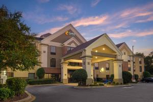 a rendering of a hotel with a parking lot at Comfort Inn & Suites Spartanburg North in Spartanburg