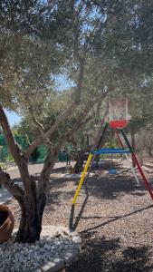 Herní místnost nebo prostor pro děti v ubytování Oasis Pool in the Desert BBQ and Garden