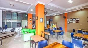 Posezení v ubytování OYO 1906 Zhafira Guest House Syariah