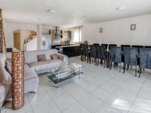 Χώρος καθιστικού στο Cosy holiday home in Tuscany with shared swimming pool