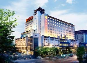 Clădirea în care este situat/ăhotelul