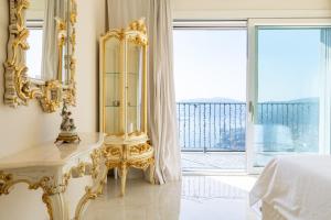 Ένα ή περισσότερα κρεβάτια σε δωμάτιο στο Villa Kirivangio with Pool & SPA