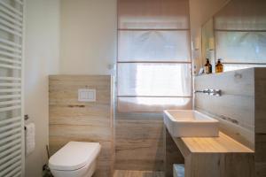 Ένα μπάνιο στο Häuschen mit privatem Schleizugang +13 φωτογραφίες