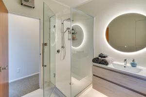 Ένα μπάνιο στο Wellington Seaside Haven