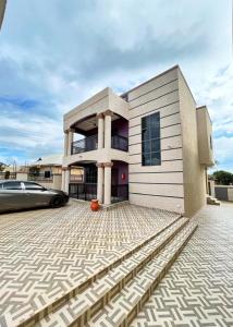 Το κτήριο όπου στεγάζεται  το διαμέρισμα