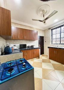 Η κουζίνα ή μικρή κουζίνα στο Zuni Apartment