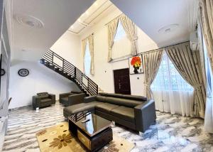 Χώρος καθιστικού στο Zuni Apartment