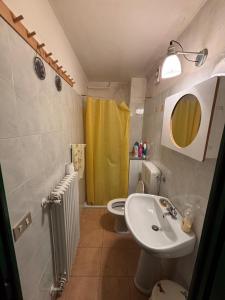 Ένα μπάνιο στο Villa Stella