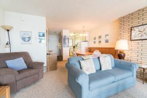 Χώρος καθιστικού στο Pacific Sands Resort 18