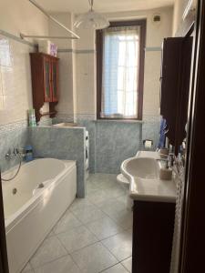 Fotografie z fotogalerie ubytování Vimodrone apartment big garden v destinaci Vimodrone