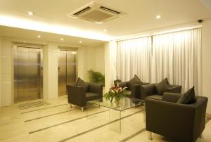 Posezení v ubytování Orbett Hotel
