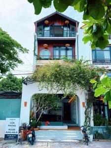 Το κτήριο όπου στεγάζεται  η βίλα