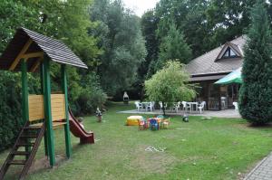 Vrt u objektu Penzion TCV Pardubice