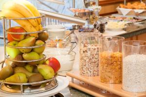 Đồ ăn tại/gần khách sạn