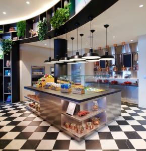 Φαγητό σε αυτό το ξενοδοχείο ή κάπου εκεί κοντά