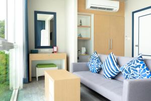 Χώρος καθιστικού στο Phuket Boat Quay Hotel Panwa Beach