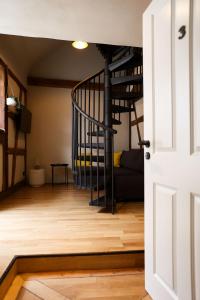 Fotografie z fotogalerie ubytování Lehm & Fachwerk Maisonette-Apartment - Claycation v destinaci Marktbreit