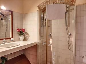 a bathroom with a shower and a sink at Appartamenti San Salvatore 1 by Ospitaci in Foligno +50 photos