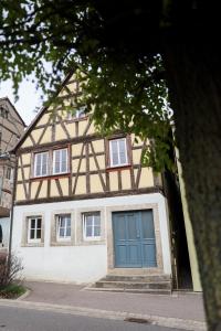 Το κτήριο όπου στεγάζεται  το διαμέρισμα