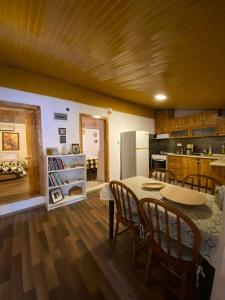 Η κουζίνα ή μικρή κουζίνα στο House in Perfect Location