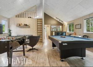 Τραπέζι μπιλιάρδου στο 320 - VillaVilla