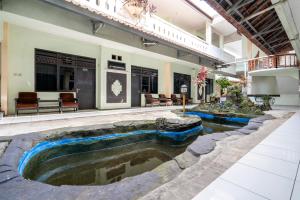 Φωτογραφία από το άλμπουμ του New Abadi Hotel Tasikmalaya σε Tasikmalaya