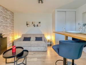 Voodi või voodid majutusasutuse Le Clemenceau 2 toas