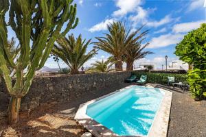 Πισίνα στο ή κοντά στο Villa Calma Pool Oasis & Volcano Views Bayside