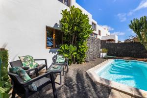 Πισίνα στο ή κοντά στο Villa Calma Pool Oasis & Volcano Views Bayside