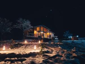 Tòa nhà nơi nhà gỗ tọa lạc