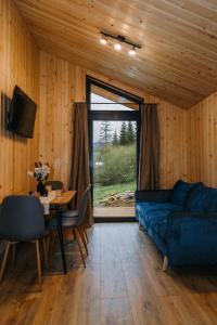 Posezení v ubytování Chill&Heal, Либохора - будинки в горах, відпочинок в Карпатах, чан