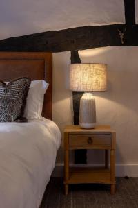 Postel nebo postele na pokoji v ubytování The Horns Pub - Crazies Hill