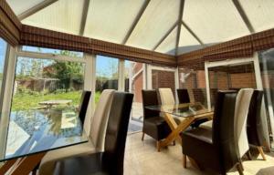 Χώρος καθιστικού στο Gt. Marlow TownHouse- Families, Pets & Contractors