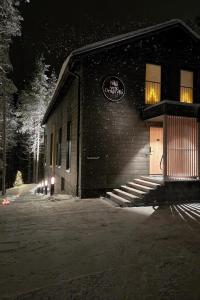 Το κτήριο όπου στεγάζεται  η βίλα