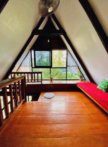 Camera con 1 Letto e 1 Finestra di Jacking Horse Homestay a General Luna