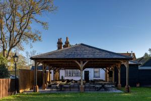 Zahrada ubytování The Horns Pub - Crazies Hill + 1 fotografie