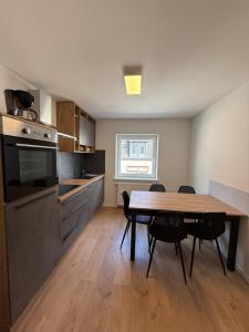 Kuchyň nebo kuchyňský kout v ubytování Monteur-Base Pirmasens + 2 fotografie