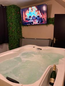 Et tv og/eller underholdning på L'instant pause douceur