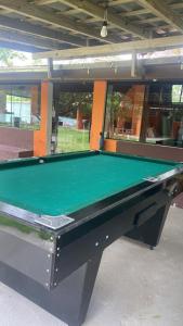 Biliár nebo kulečník v ubytování Pousada da Heloisa