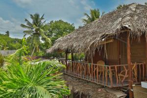 Giardino di Coco Palm Villa and Cabanas