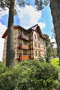 The building in which Az apartmant is located