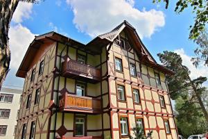 The building in which Az apartmant is located