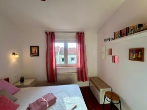 Кровать или кровати в номере APARTMAN SILVA +48 фотографий