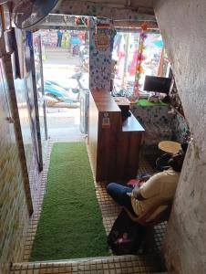 Μια τηλεόραση ή/και κέντρο ψυχαγωγίας στο Sundar lodge