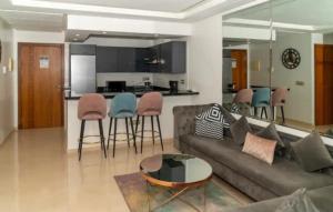 Una cocina o kitchenette en Puerto Marina APARTHOTEL