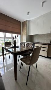 Η κουζίνα ή μικρή κουζίνα στο ЖК Great House & АВТОвокзал Обласна лікарня