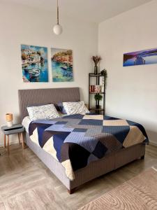 Ένα ή περισσότερα κρεβάτια σε δωμάτιο στο Sea View Apartment Montenegro