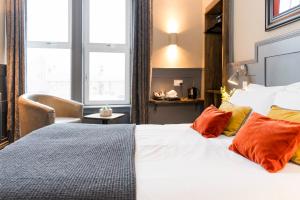 Ένα ή περισσότερα κρεβάτια σε δωμάτιο στο Irvine Guest House